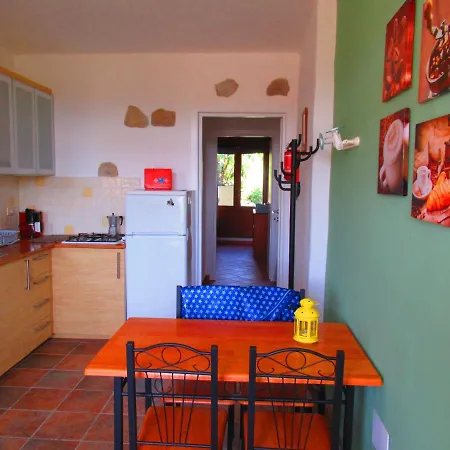 Casa Dei Sogni D'oro Apartment *