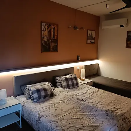 Casa Dei Sogni D'oro Apartment *